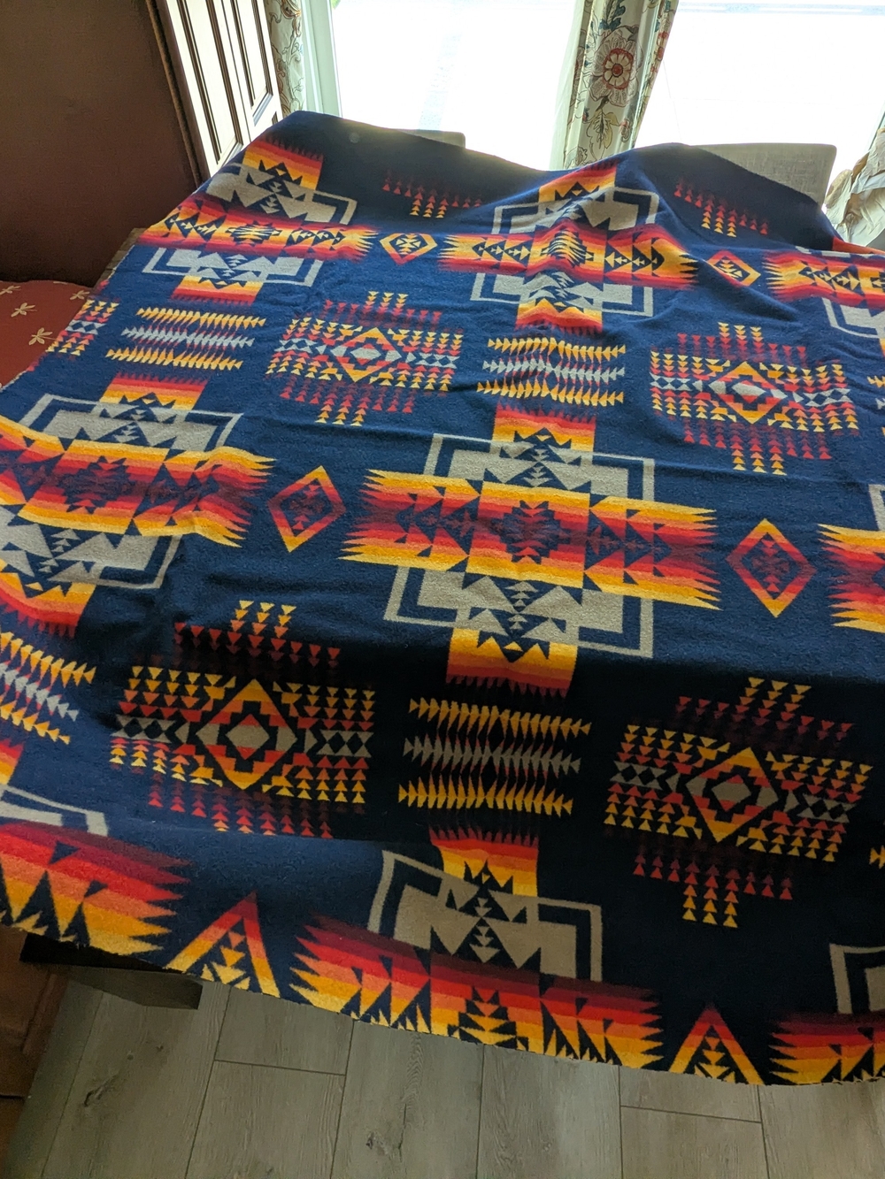 PENDLETON BLANKET REMNANT NAVY CHIEF JOSEPH Fabric with Felt Binding - Picture 4 of 6
